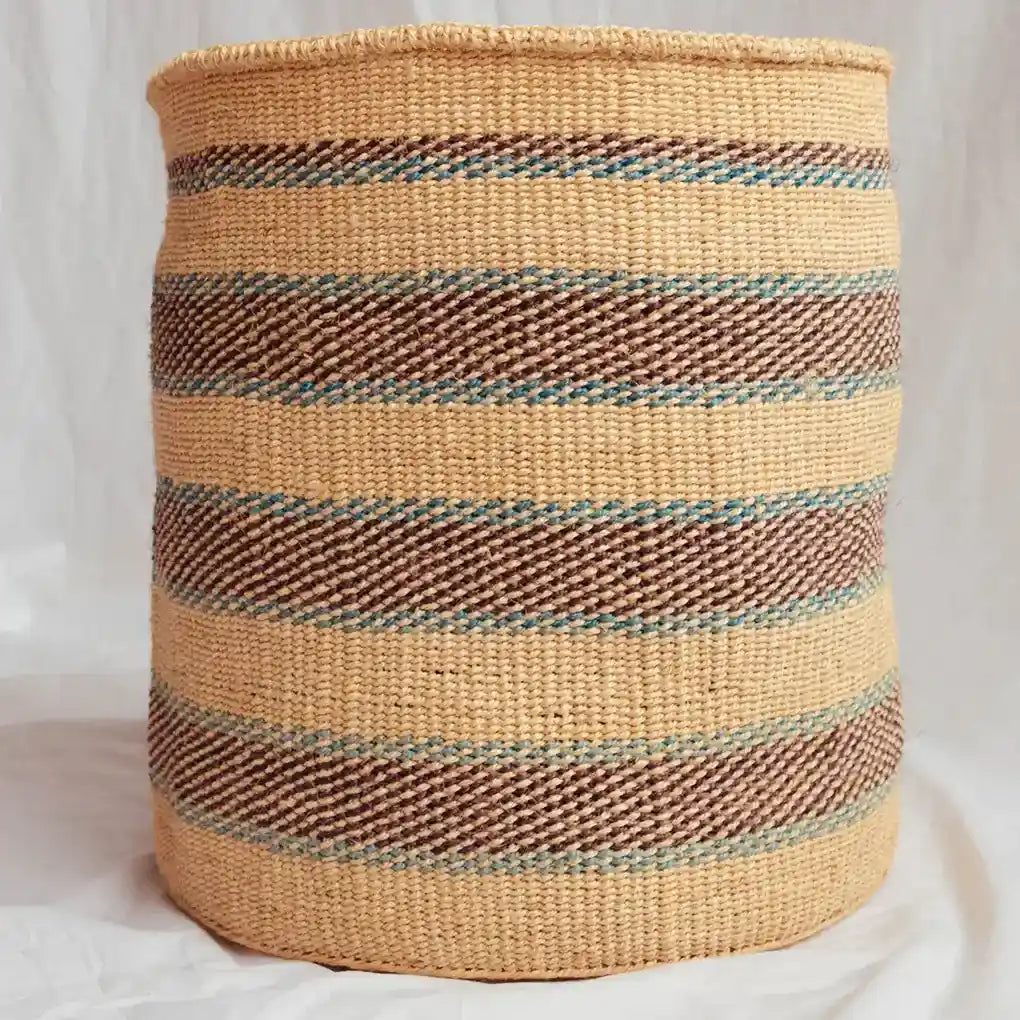 Naserian (XXL) XXL Naserian (XXL)